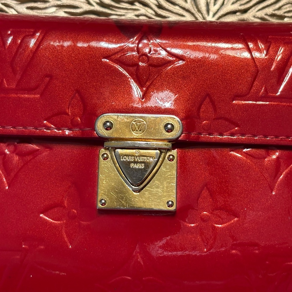 LV VERNIS KOALA COMPACT WALLET